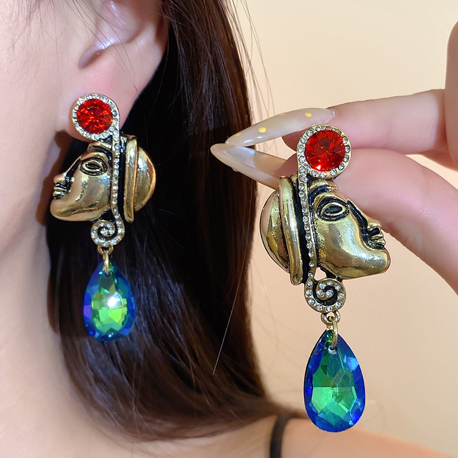 Y2K Ethnic Fashion - Vintage Tribal Face Sculpture Dangle Earrings