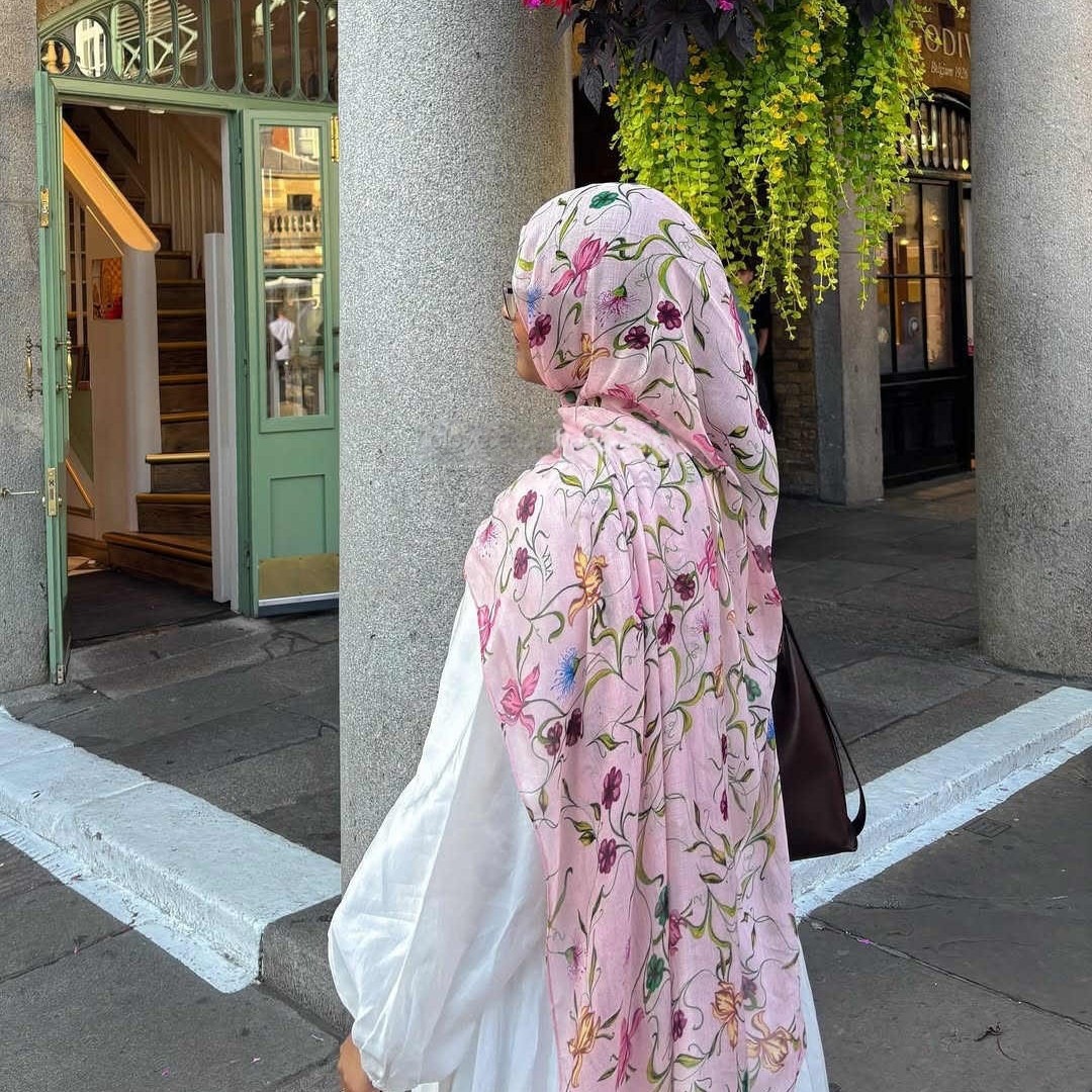Ladies Bohemian Floral Waterco - đánh giá và giá Go Ethnic Fashion