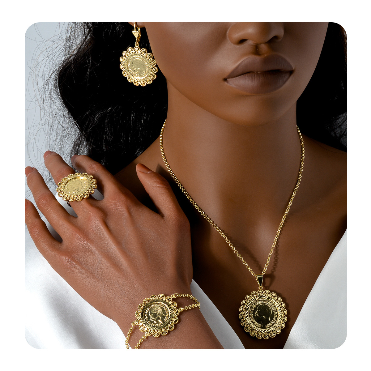 Vintage Coin Portrait Jewelry  - đánh giá và giá Ethnic Fashion Dubai