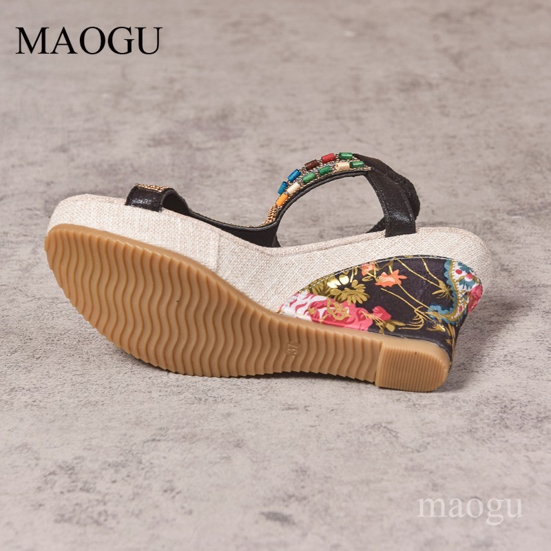 Boho Beaded Floral Wedge Sanda - đánh giá và giá The Ethnic Fashion