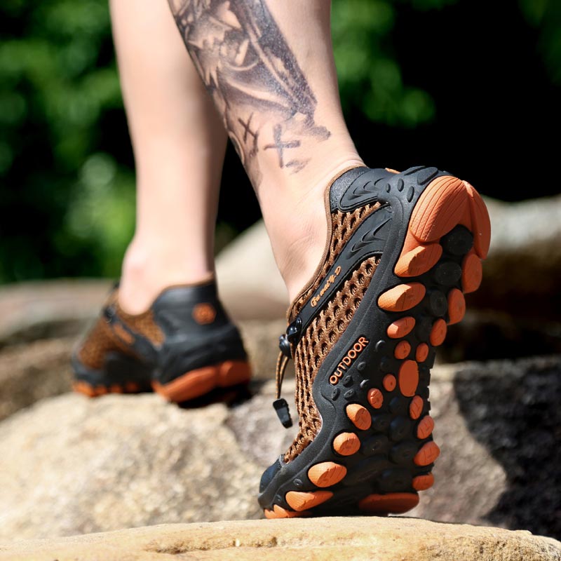 trekking mountain mens sports  - đánh giá và giá Ethnic Styling Tips