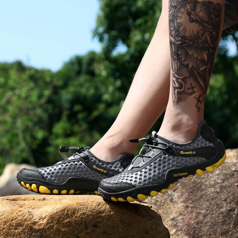 trekking mountain mens sports  - đánh giá và giá Ethnic Styling Tips