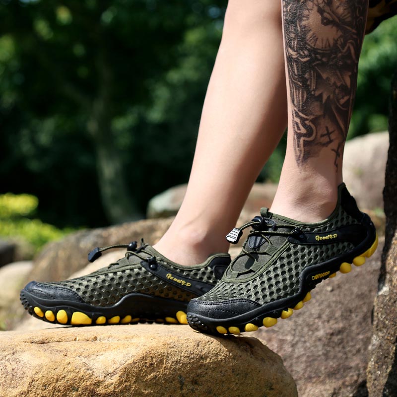 trekking mountain mens sports  - đánh giá và giá Ethnic Styling Tips