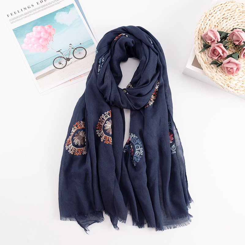 Nhiều Màu Sắc Dân Tộc Thêu Nữ  - đánh giá và giá Winter Ethnic Fashion For Women