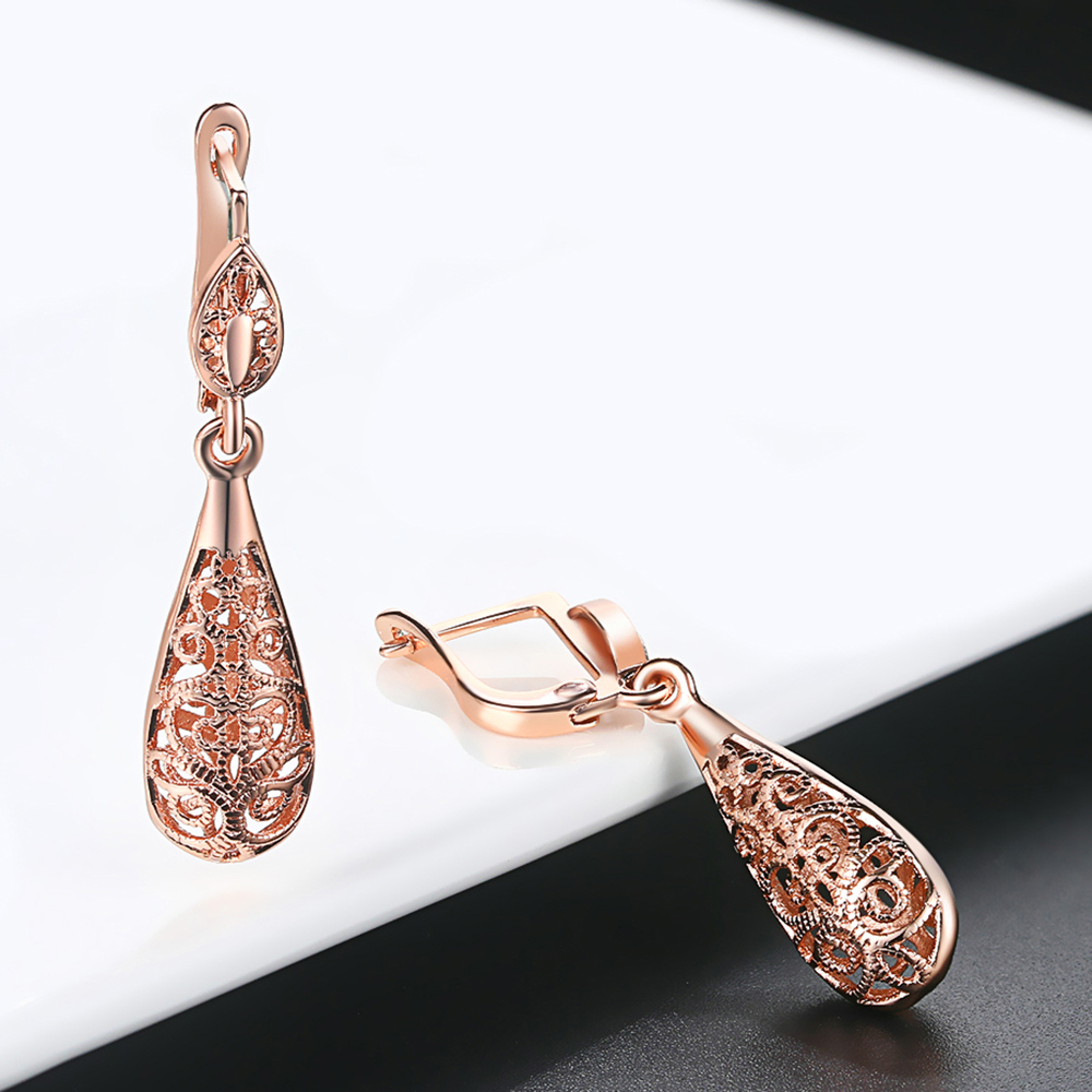 Phong Cách Dân Tộc Vintage Wat - đánh giá và giá Ethnic Fashion Brand